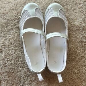 Girls’ White Mary Jane Flats with Mesh and Faux Leather – Size 8